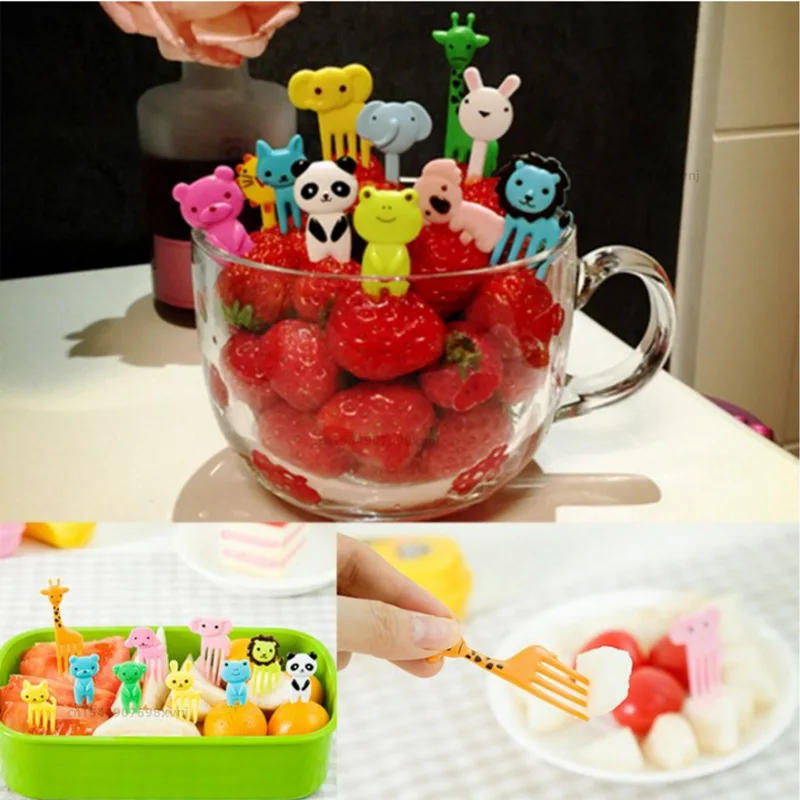 Description Picture 5 of itemAnimal Farm Fruit Fork Mini Cartoon Children Snack Cake Dessert Food Fruit Pick Toothpick Bento Lunches Party Decor Random Color