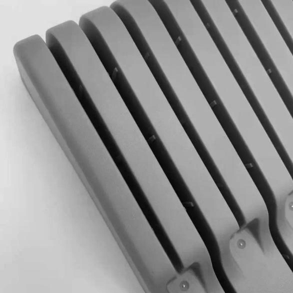 Slide bda19575193345a1b9b2a10411f78254