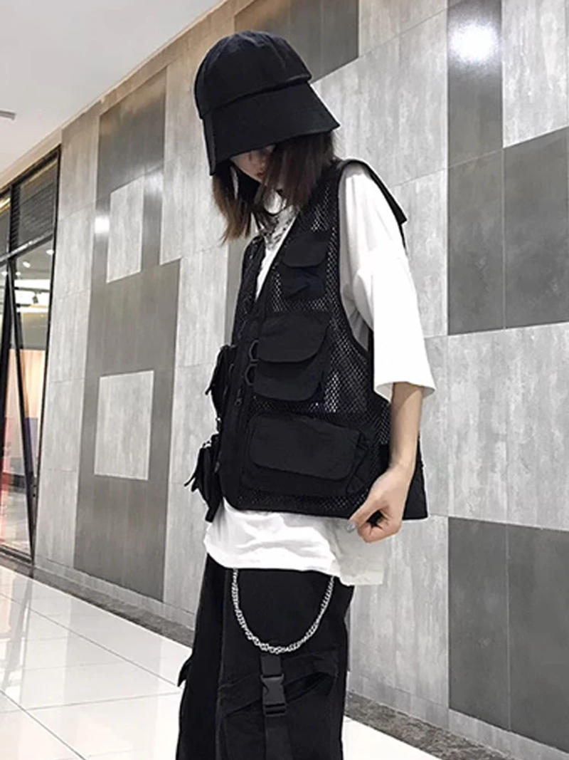 Description Picture 2 of itemHip-hop style vest vest tactical vest vest loose wear casual jacket jacket tide