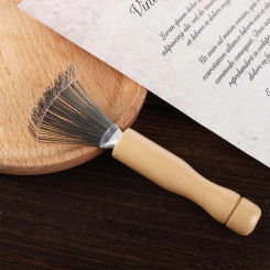 Mini Cleaning Tools Wooden Handle Hair Brush Cleaner With Metal Wire Portable Salon Rake Removable Cleaning Comb Dirt Remover