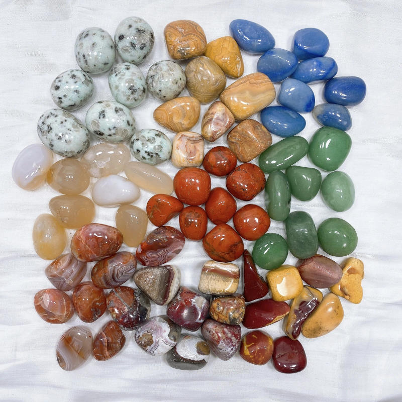 Description Picture 3 of itemNatural Crystal Palm Stone Polished Quartz Tumbled Stone Mineral Gravel Reiki Healing Home Decor Energy