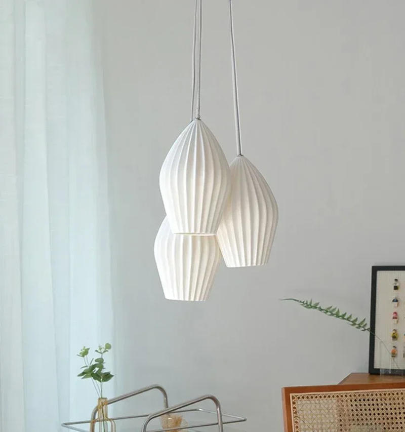 Description Picture 2 of itemWhite Ceramic Cluster LED Pendant Lamp Vintage Pendant Light Island Small Milk Hanging Chandelier Restaurant Hanging Lighting