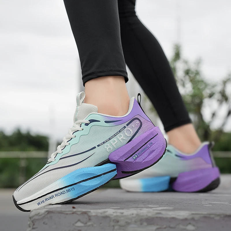 Description Picture 6 of itemHot Selling Couple Sneakers with High Rebound Thick Sole Ultra Light Breath Runn Shoes Low Cut High Quality Outdoor Tennis Shoes