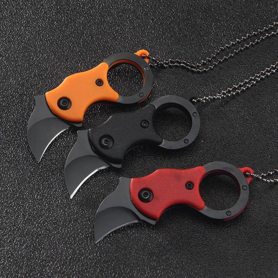 Description Picture 3 of itemClaw knife Carrying Express Keychain Cs Go Karambit Knife Outdoor Survival Tactical Camping Hunting Knives EDC Self-defense Tool