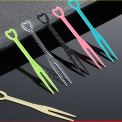 100pcs Fruit Fork Cake Dessert Food Fruit Pick Children Snack Mini Party Festival Heart Tableware Decoration Plastic Toothpick
