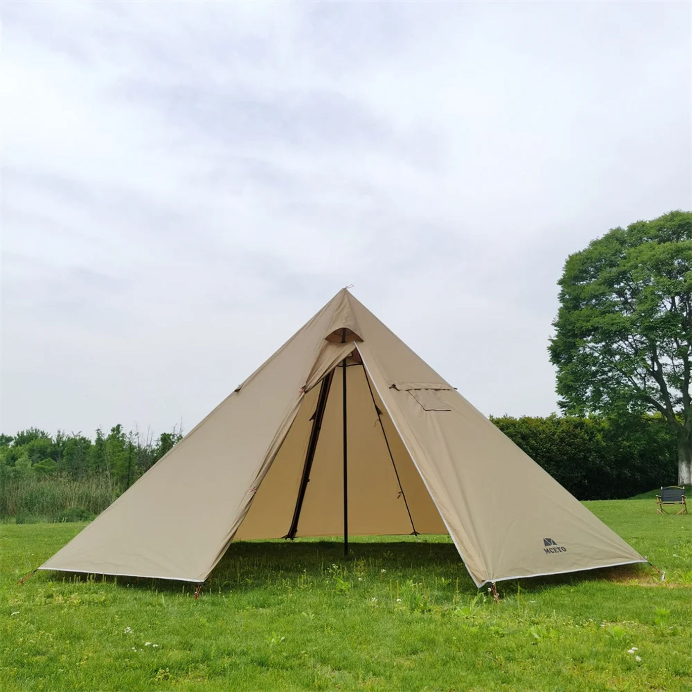 Description Picture 3 of itemNew 5M Oversized Pyramid Tent Outdoor Camping Tent With Chimney Jacket Awnings Shelter 4 Season Hiking Teepee Tipi Yurt Tent