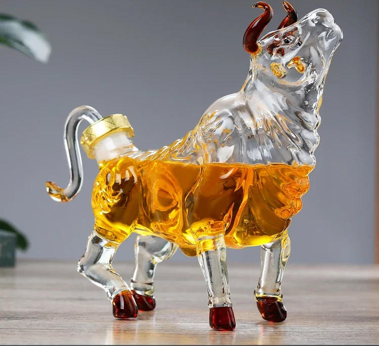 Description Picture 4 of itemCow Shaped Style Home Bar Whiskey Decanter for Liquor Bourbon Wine Bottle 250ML-1000ML Bars Barrel