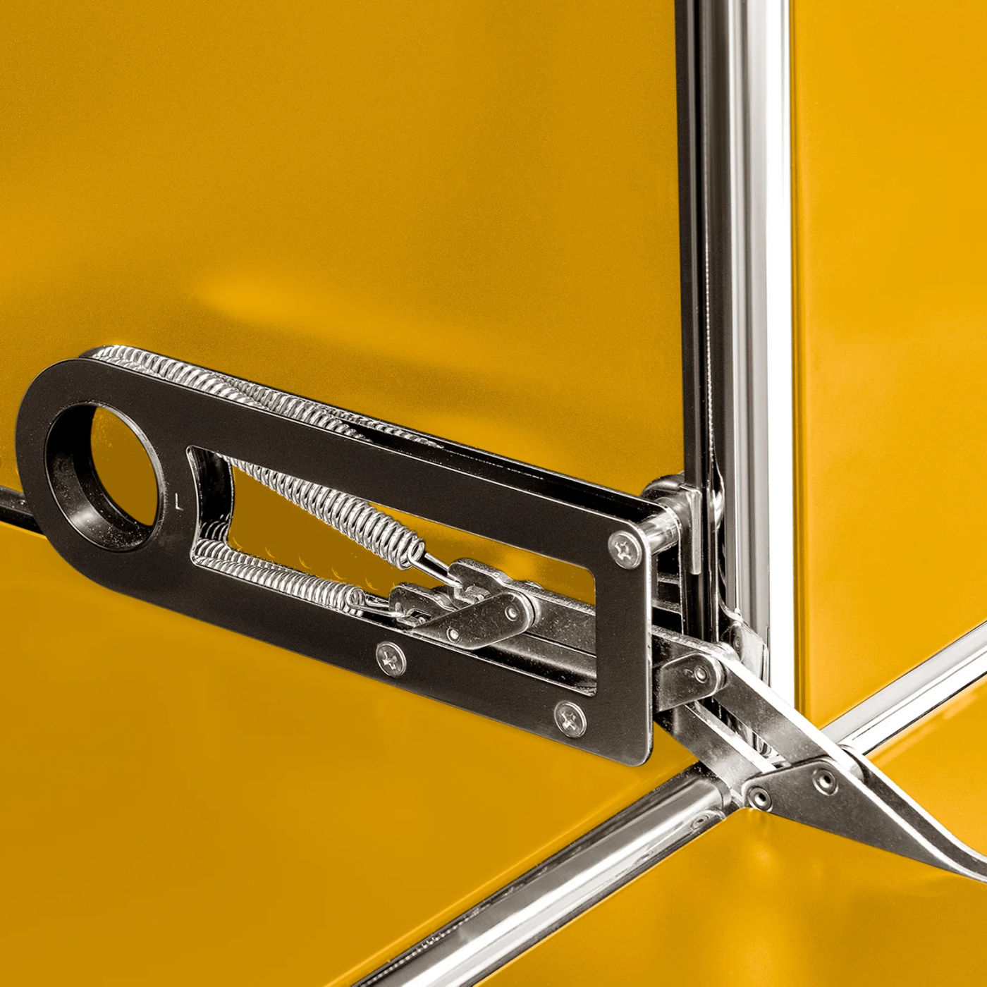 Slide b130599f758d4f13900d8acc1d46f94b