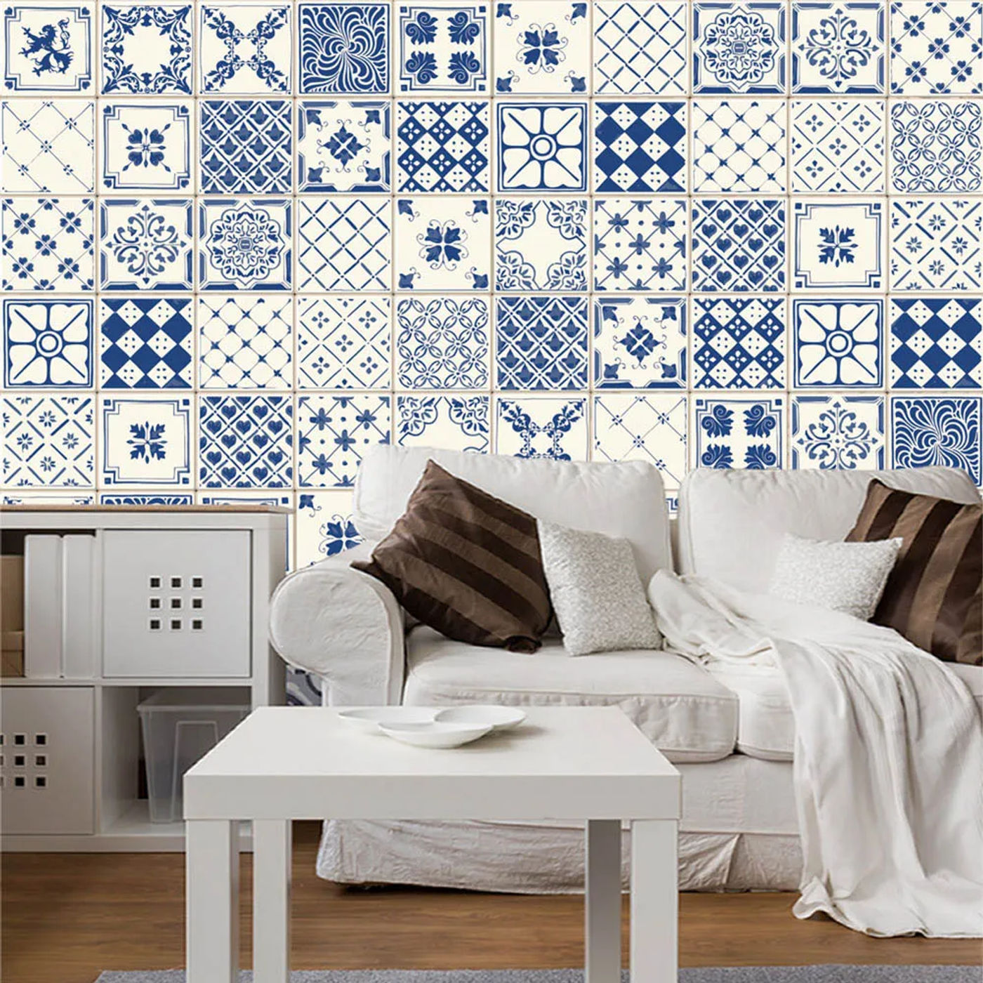 Description Picture 5 of item20pcs Retro Waterproof Tile Mosaic Sticker Kitchen Bathroom Adhesive Wallpaper Classic Colors Simple Durable Design