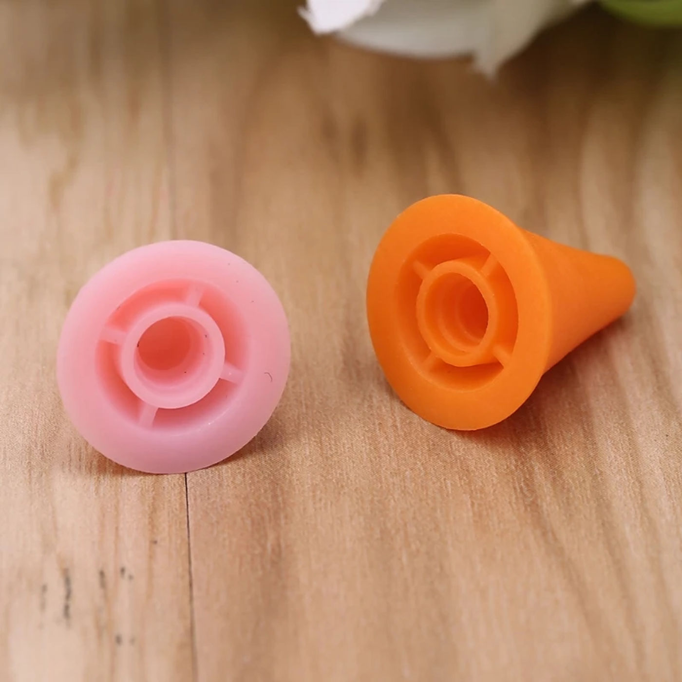Description Picture 4 of item20pcs Cone Knitting Needles Cap Tips Point Protectors Stoppers Covers for Knit Craft Sewing Accessories B03E