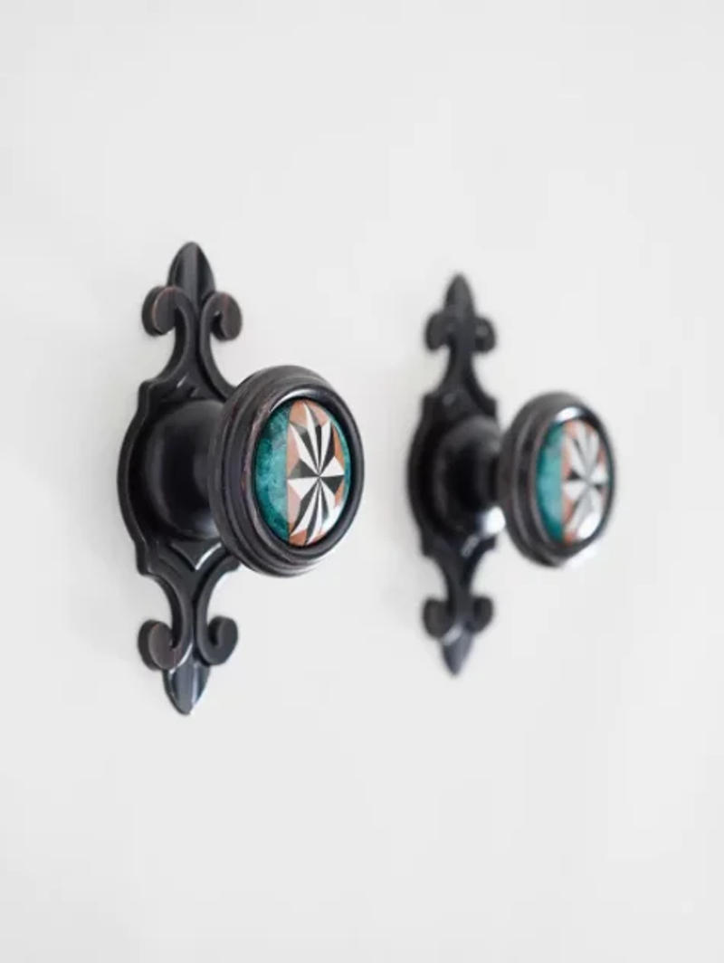 Description Picture 6 of itemEuropean Retro Rural Printing Ceramic Drawer Shoe Cabinet Knob Bronze Cupboard Wardrobe Dresser Door Handle Backplate With Knob