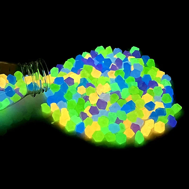 Description Picture 6 of item50/100/200Pcs Garden Decoration Pebbles Luminous Stone Glow In Dark Decorative Pebbles Outdoor Fish Tank Aquarium Decoration