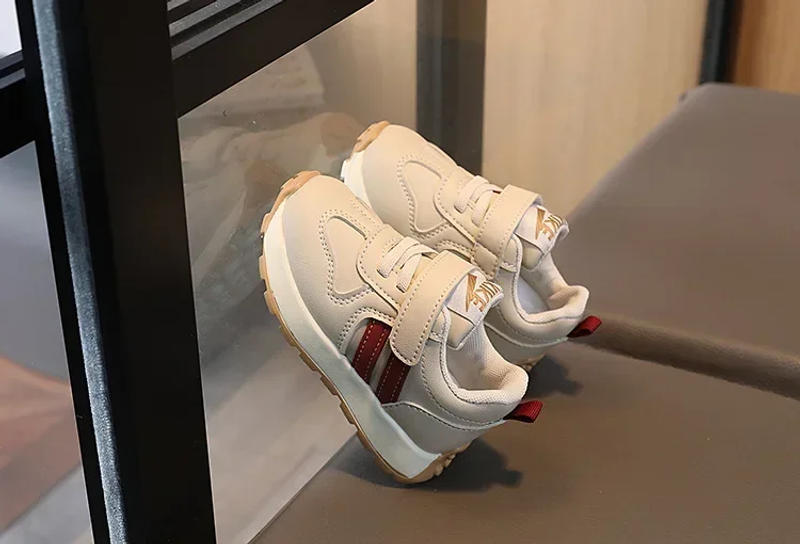 Description Picture 6 of itemChildren's Sports Shoes Toddler Breathable Non Slip Comfort Sneakers Lightweight Hook and Loop Soft Sole Running Casual Shoes