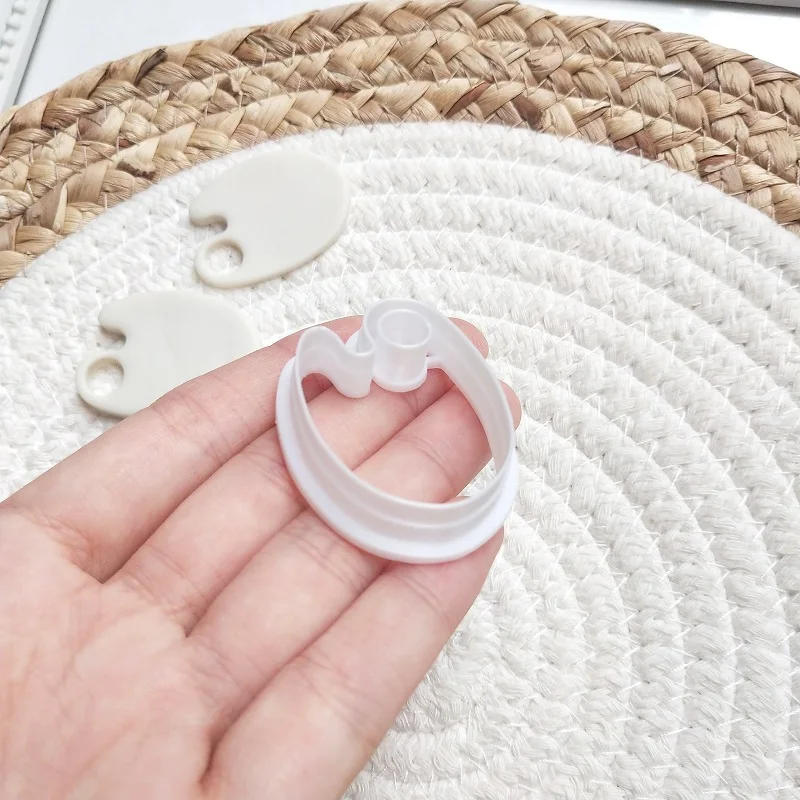 Description Picture 5 of itemMini Polymer Clay Earrings Polymer Clay Making Mold Oil Painting Board Pendant Jewelry Modeling Embossing Tool DIY Clay Cutter