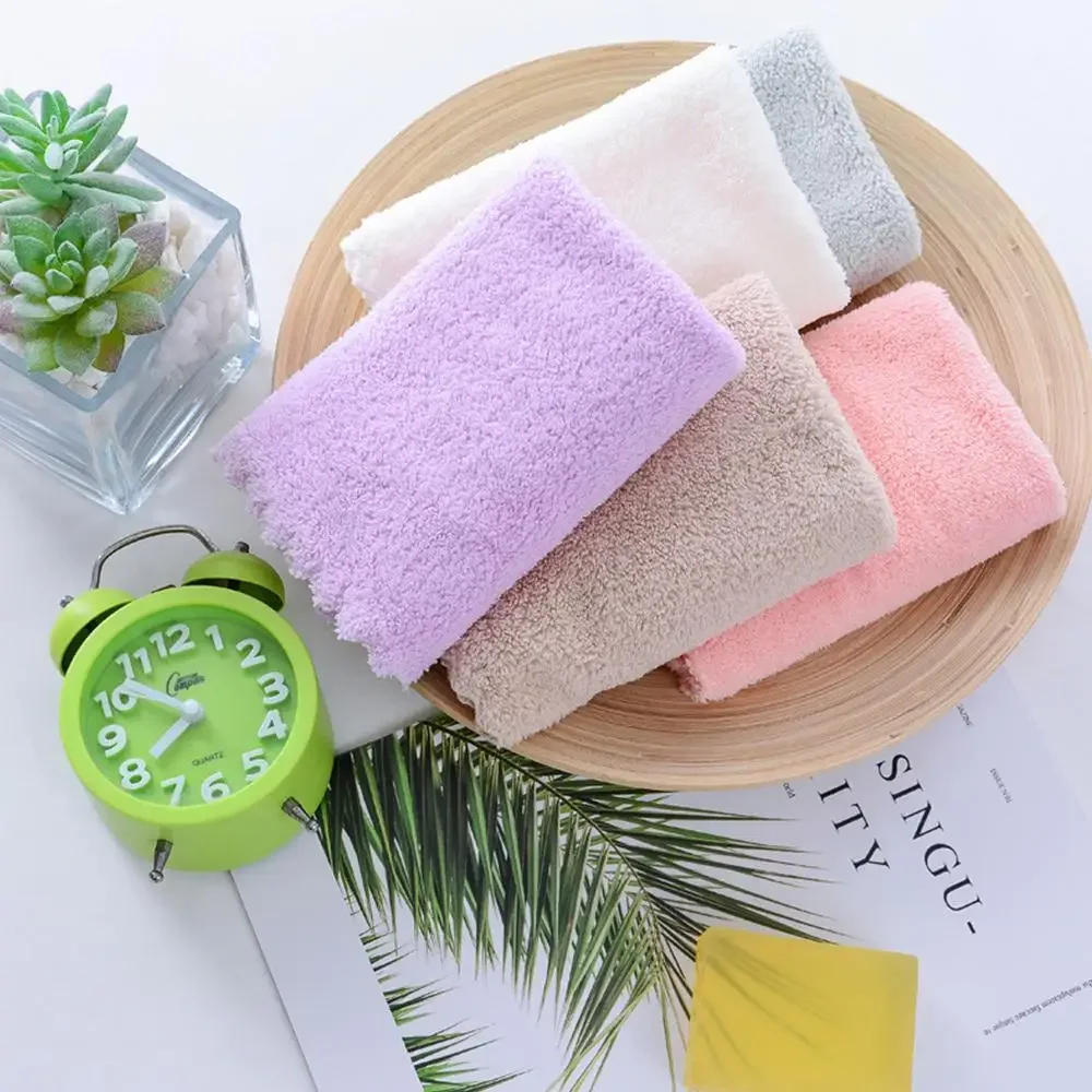 Description Picture 4 of itemCoral Velvet Face Towel Microfiber Absorbent High-density Square Hand Towel Cleaning Wipes Quick Dry Clean Handkerchief Supplies