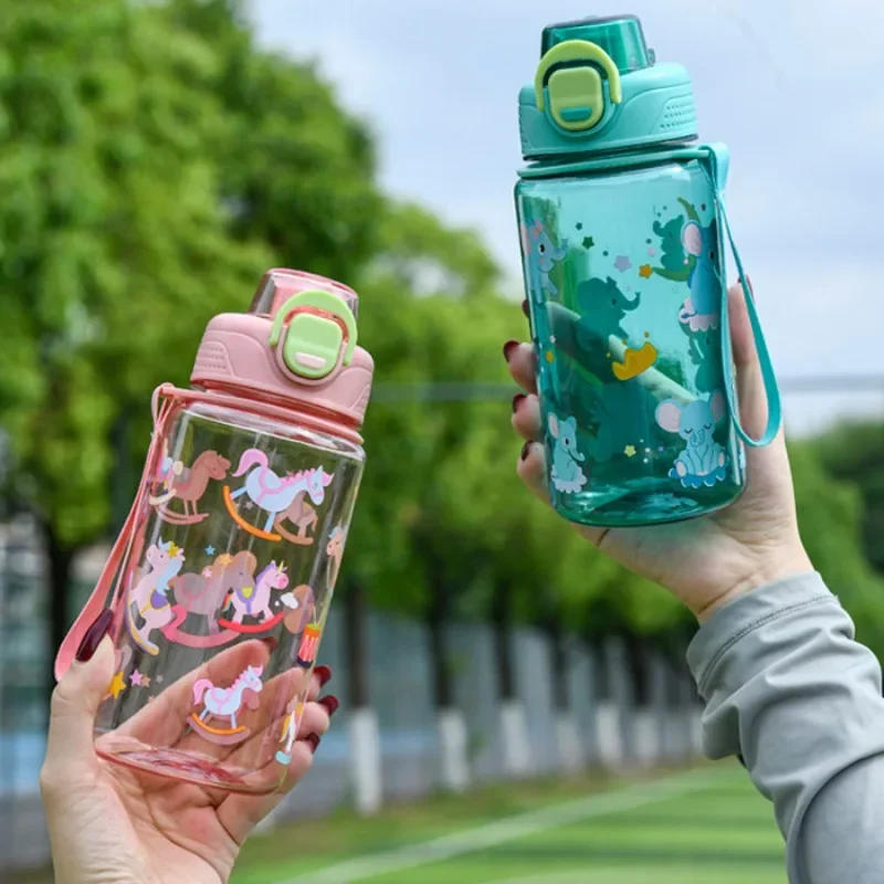 Description Picture 3 of item600ML Children's Water Bottle for Summer Student Drinking Bottle Plastic Sports Water Bottle Portable Anti-fall and Leak Proof