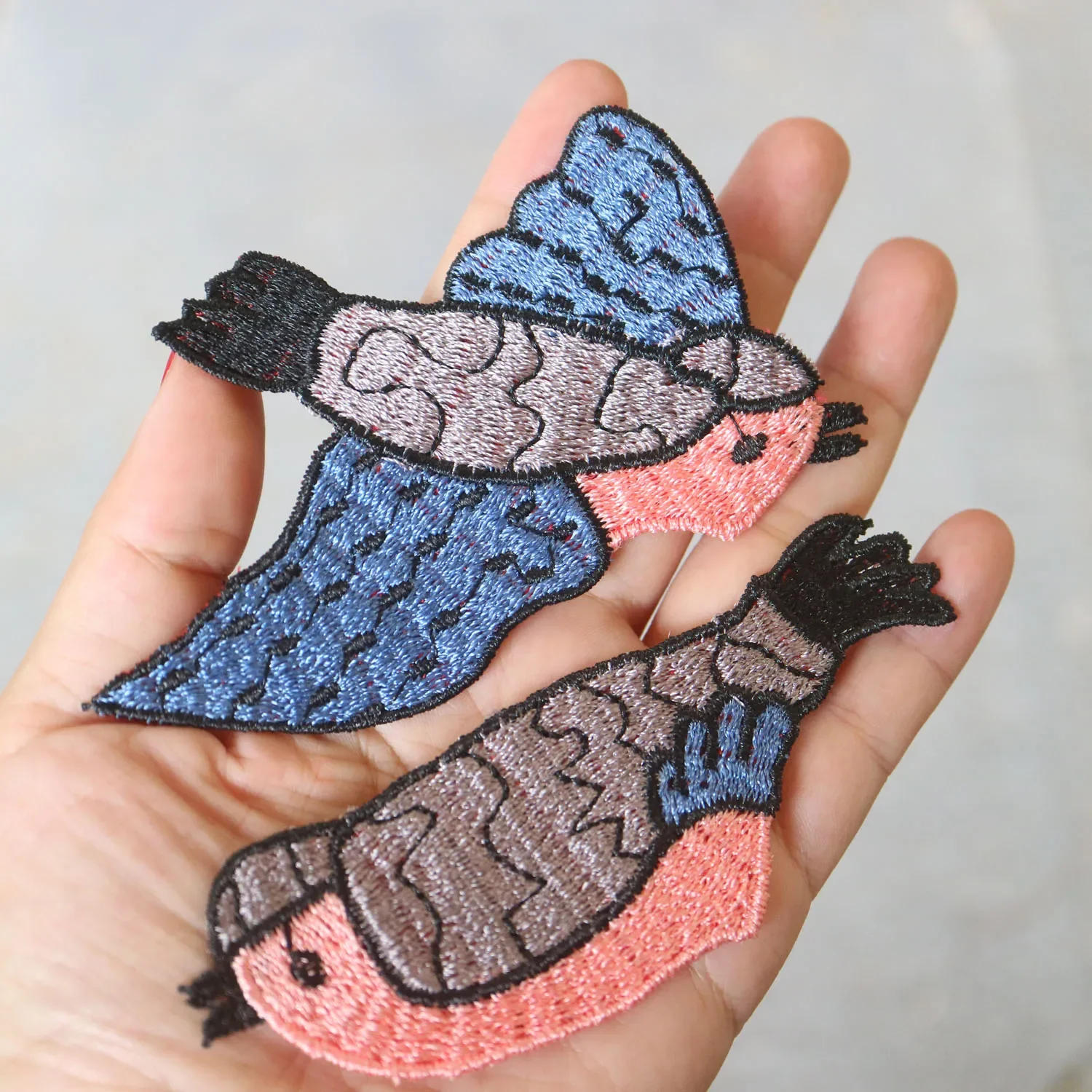 Description Picture 6 of itemGolden rose flower patches for clothes DIY sew on parche appliques birds Embroidery applique patch ropa clothing accessory