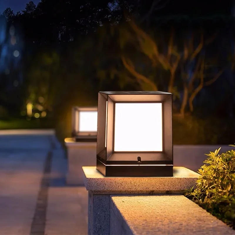 Description Picture 2 of itemOutdoor Solar Waterproof Column Headlight For Home Use Outdoor Villa Garden Courtyard Fence Gate Column Light