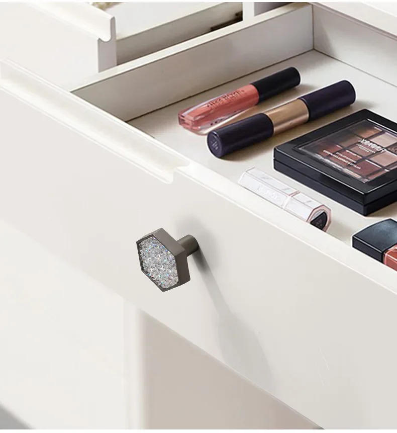 Description Picture 5 of itemModern Cabinet Handle Zinc Alloy Diamond Grey Furniture Handle Wardrobe Dresser Drawer Knobs Kitchen Cupboard S/96/128mm