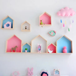 Nordic Style Solid Wood Small House Shape Pentagon Handicrafts Storage Rack Ornament Children's Room Decoration Toy Storage Rack
