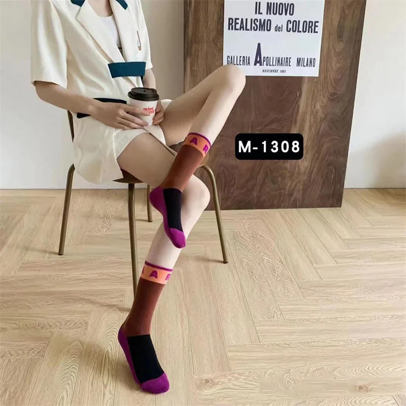 Description Picture 6 of itemNew Colorblocking Socks Alphabet Print Sports Fashion Socks Pure Cotton Comfortable Soft Thin Breathable Casual