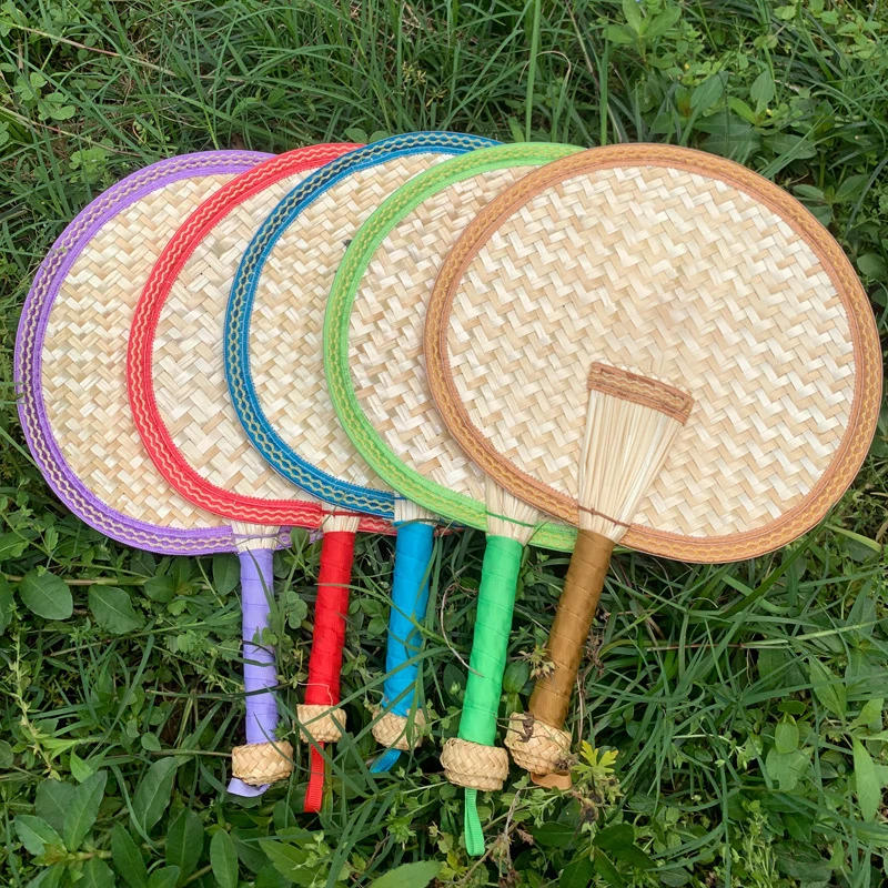 Description Picture 5 of item1pc Hand-Woven Woven Straw Hand Fan Old Summer Natural Environmentally Friendly Hand-Woven Fan Decorative Fan For Home Decor
