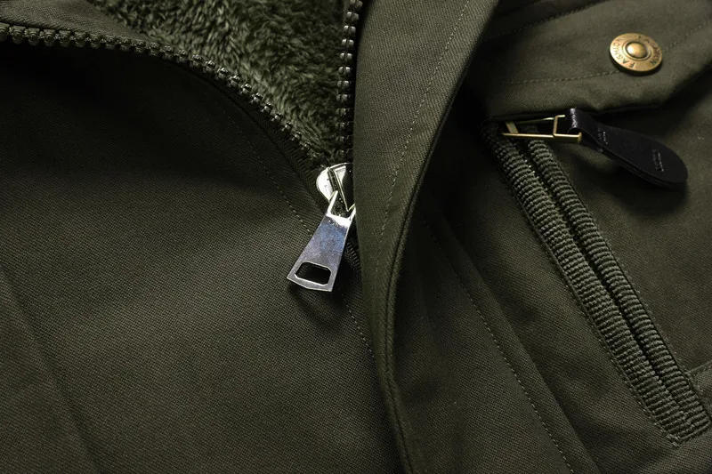 Description Picture 4 of itemNew Male Outdoor Tooling Men Military Jackets Multi Pockets Winter Coats Hooded Casual Parkas Fleece Down Jackets Casual Jackets