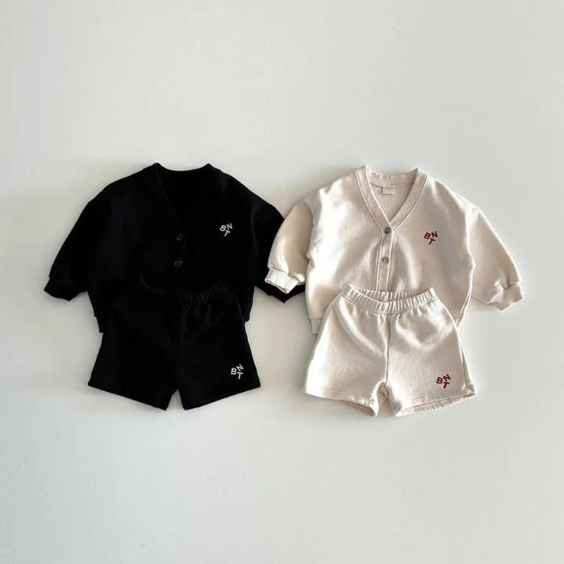 Description Picture 2 of item2025 Spring New Baby Long Sleeve Clothes Set Infant Girl Cotton Letter Cardigan + Shorts 2pcs Suit Toddler Boys Casual Outfits