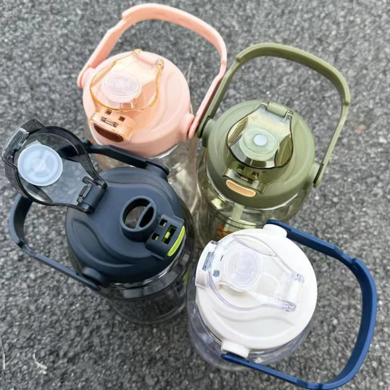 Description Picture 3 of itemWith Straw Sports Kettle with Straw 1.3L 1.5L 2L Large Capacity Water Cup with Straw Graduated Dustproof Fitness Drinking Bottle