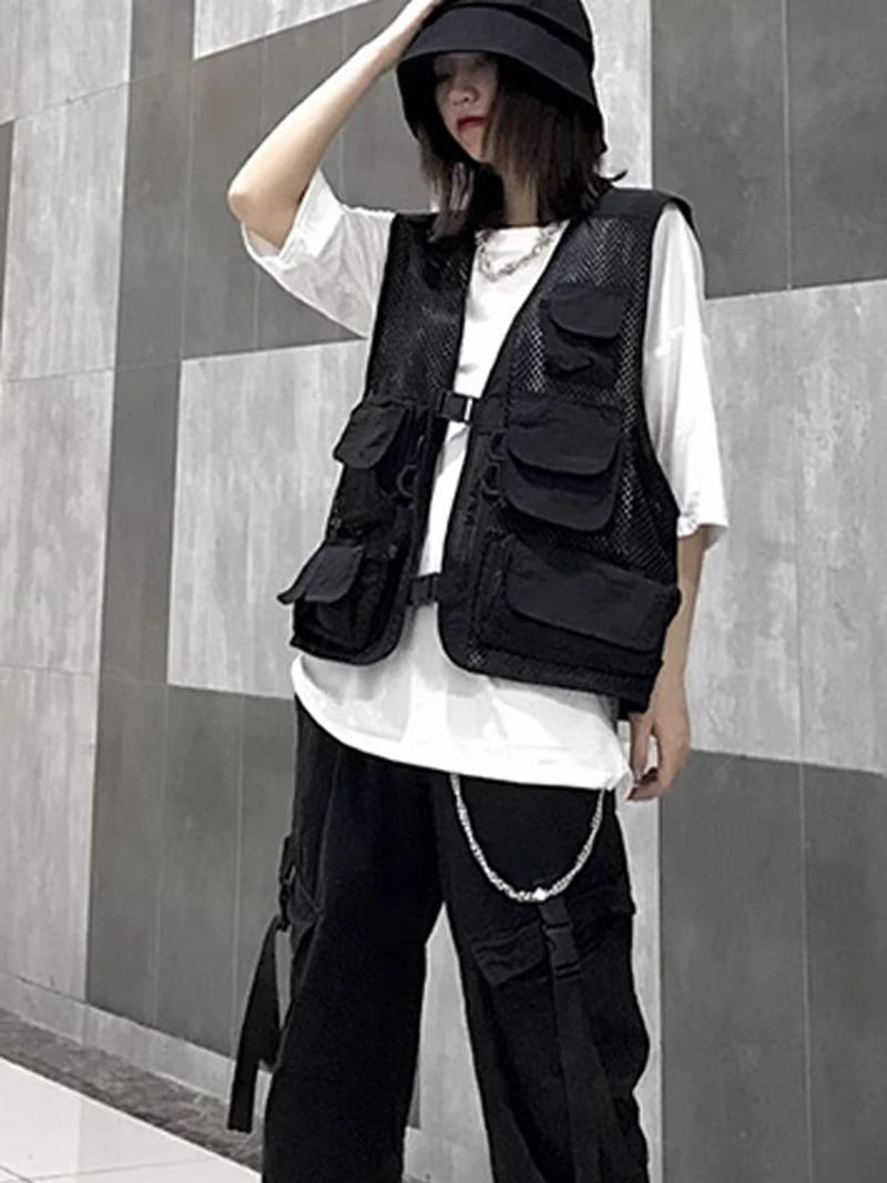 Description Picture 2 of itemSpring and summer Japanese retro function multi-pocket overalls vest men's fashion brand street loose sleeveless jacket