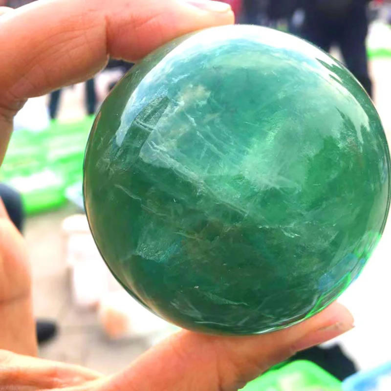 Description Picture 2 of itemNatural fluorite crystal ball artificially polished mineral home decoration boutique souvenir collection