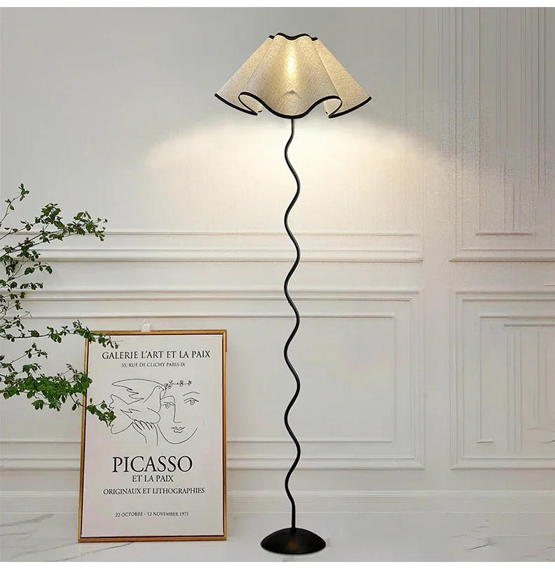 Description Picture 6 of itemNordic Ins Fashion Fabric Art Flower Floor Lamp LED 27 Modern Table Light Floor LightsLiving Room Sofas Study Bedroom Bedside