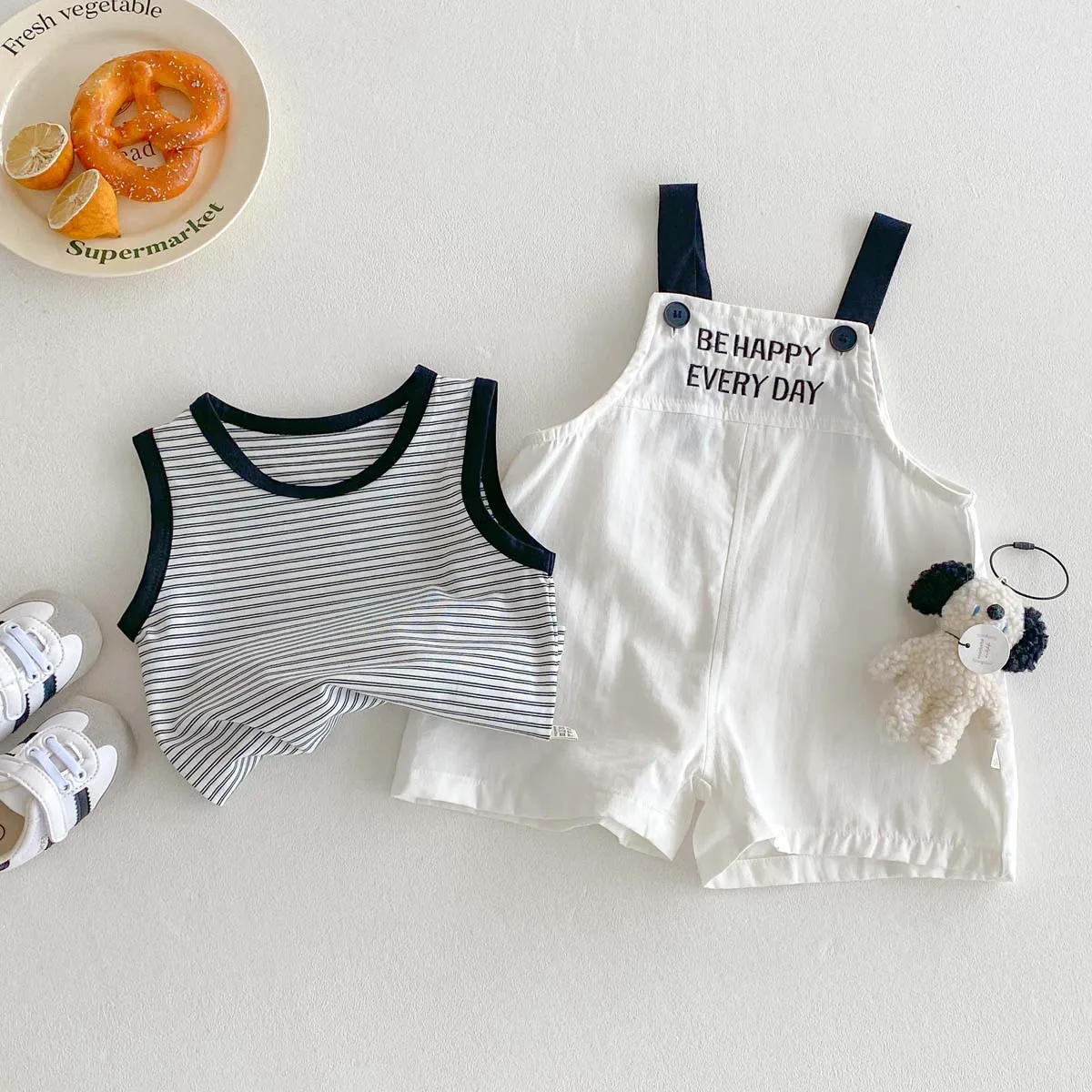 Description Picture 5 of itemChildren's vest set Korean version letter embroidered overalls summer new striped sleeveless top outdoor two-piece set