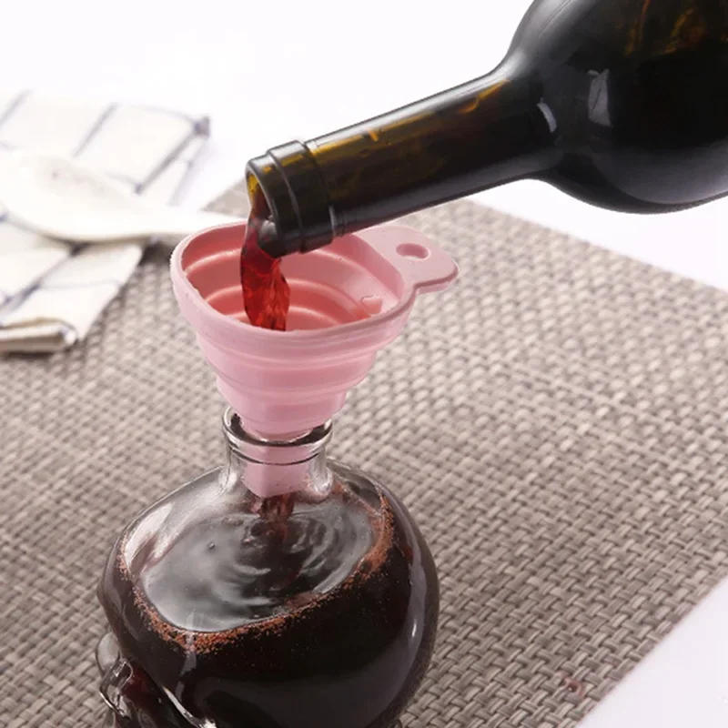 Description Picture 6 of itemNovelty Silicone Folding Funnel Telescopic Long Collapsible Style For Household Liquid Dispensing Kitchen Gadgets Pink