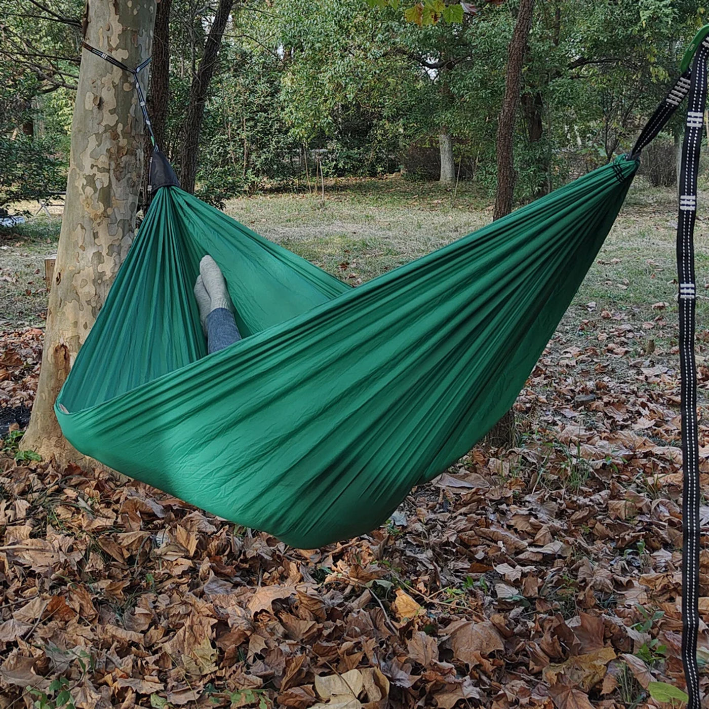 Description Picture 2 of item300x140cm Camping Parachute Hammock Single Portable Outdoor Indoor Nylon Hammock Adult Child Swing for Adventure Garden Backyard