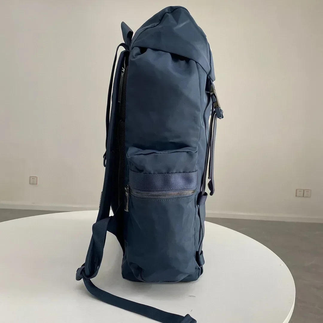 Description Picture 5 of itemLemon Ultra Light Large Capacity 14L/25L Backpack Parachute Waterproof Mommy Yoga Bag Travel Hiking Wunderlust Sports Backpack