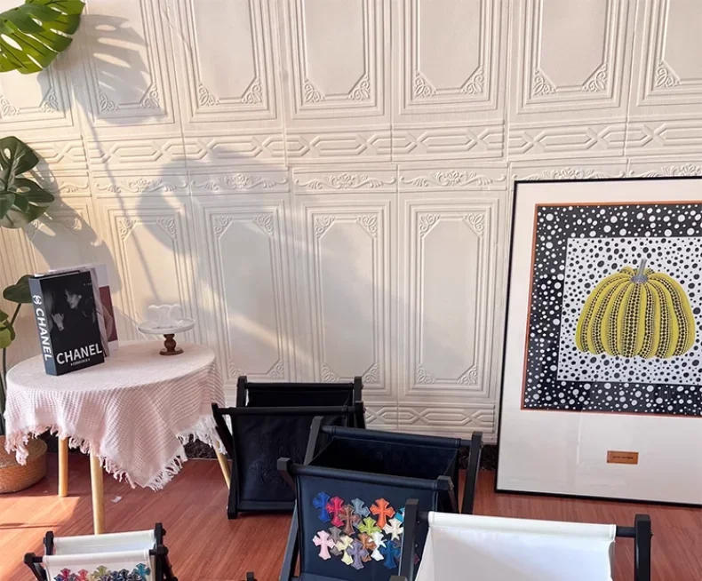 Description Picture 2 of itemTrendy Dressing Room, Soft Classical Light Luxury Style 925 Silver, Solid Wood Frame, Storage Box Basket