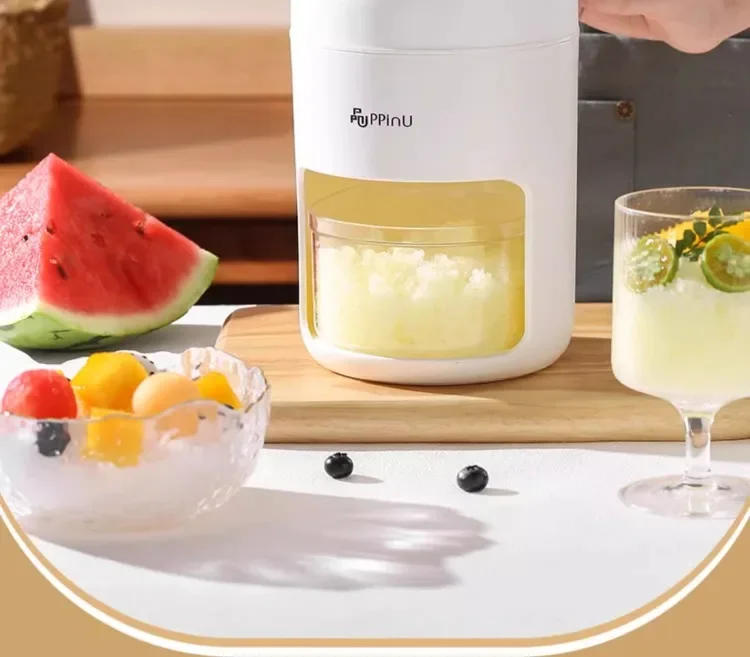 Description Picture 3 of itemHand Crank Ice Shaver Small Household Shaved Ice Machine for Snow Cone