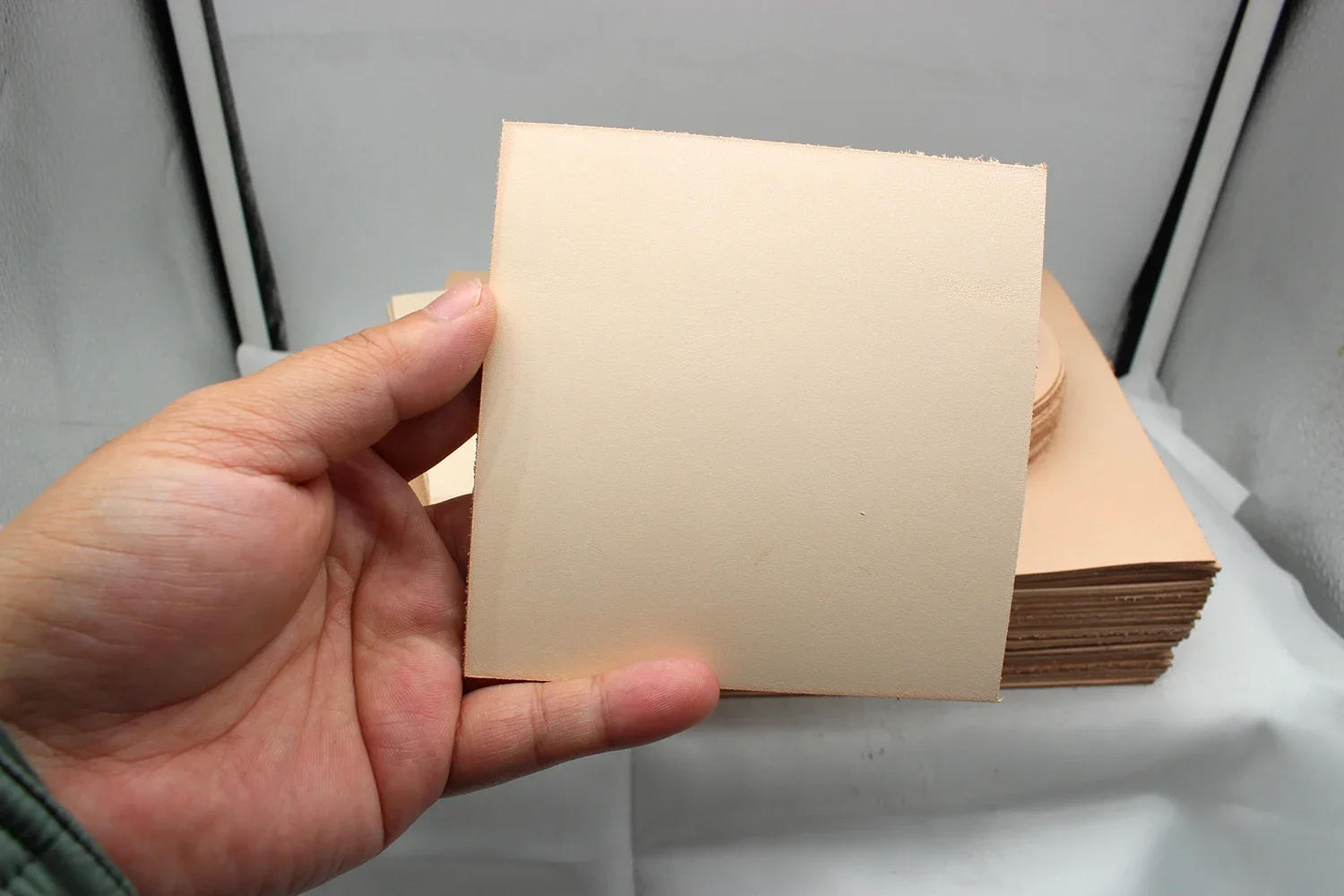 Description Picture 6 of itemSmall Genuine Leather Genuine Leather Scraps Slice Vegetable Grain Cow Skin Cowhide remnants for Crafts, Earrings, Jewelry