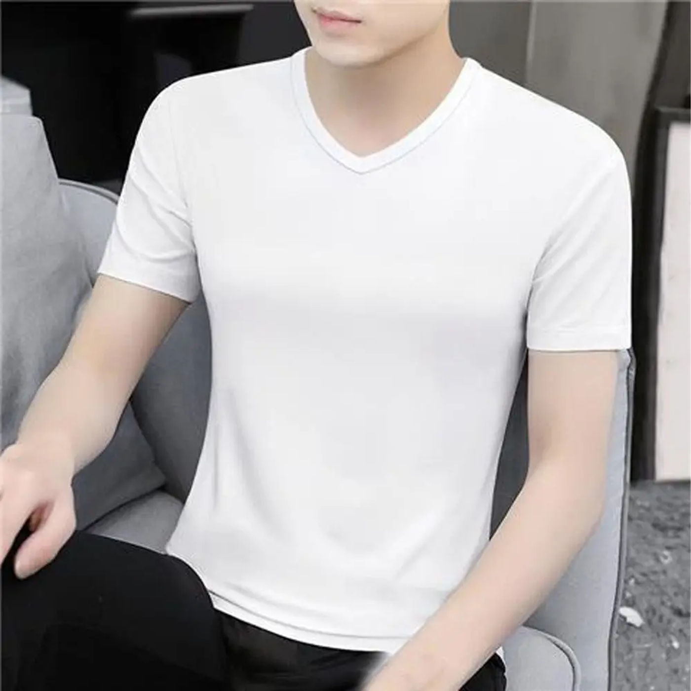 Description Picture 4 of itemFashion V-Neck T Shirts for Men Large Size Loose Short Sleeve T-shirt Simple Bottoming Shirt Basic T-shirt All-match
