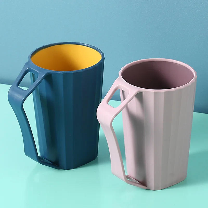 Description Picture 3 of itemPortable Mug Toothbrushing Cup With Handle Toothbrush Holder Plastic Drinking Tumblers Bathroom Set for Travel Lover Couple Kids