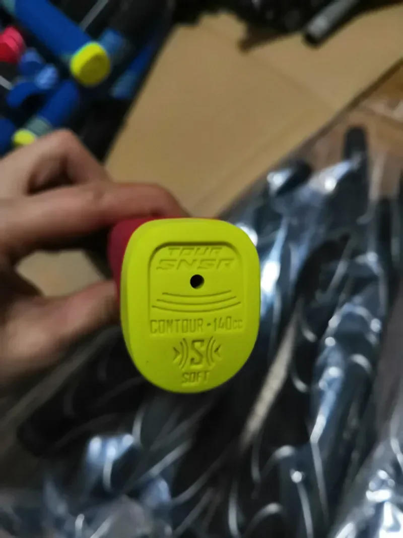 Description Picture 4 of itemblue/red/grey Golf Putter Grip Pro Wrap Rubber Golf Grips Light Weight Putter Grips Soft Feeling Non-Slip Unique Design Grip