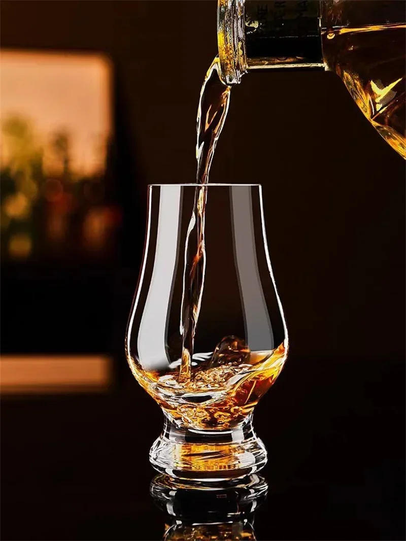 Description Picture 6 of item2/4/6PCS 190ml Whiskey Cup Clear Lead Free Crystal Glass Whiskey Cup Set Scotch Drinking Glasses European-style Cocktail Glasses