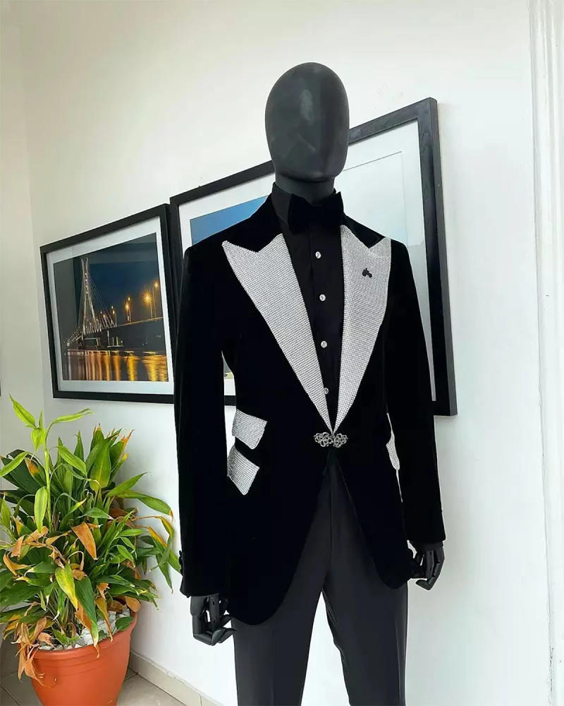 Description Picture 3 of itemVelvet Men Suits Tailor-Made 2 Pieces Blazer Black Pants One Button Peaked Lapel Beaded Business Wedding Plus Size Tailored