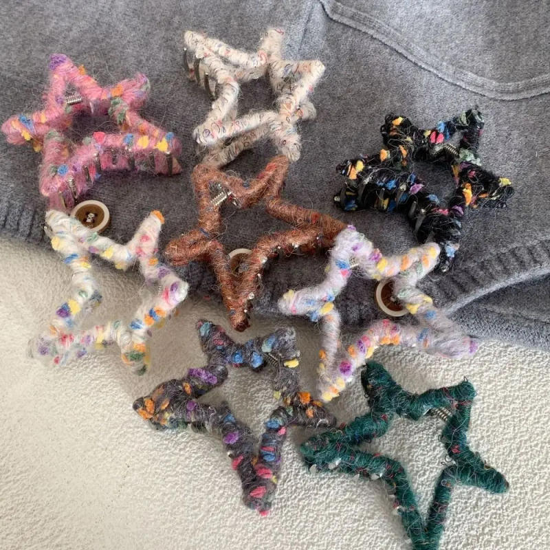 Description Picture 2 of itemPentagram Plush Star Hair Claw Sweet Korean Style Geometric Wool Hair Clip Grab Clip Barrettes Streetwear