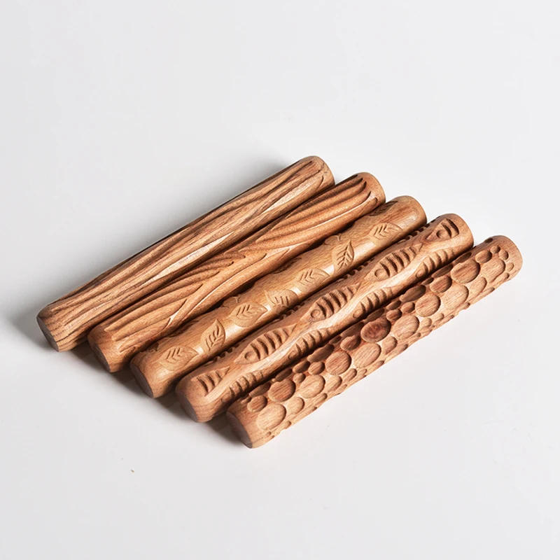 Description Picture 3 of itemWooden Texture Rolling Pin Ceramic Pottery Art Embossed Rod 3d Mold Flower Pattern Mud Roll Roll Reliefs DIY Clay Craft Tool