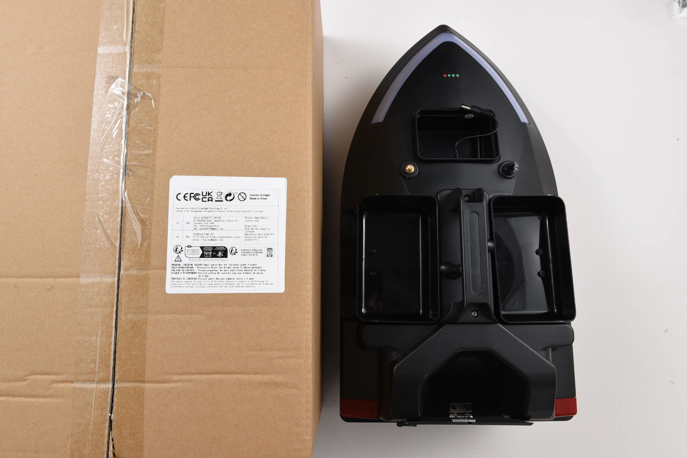Description Picture 5 of itemV020 GPS Fishing Bait Boat 500m Remote Control Bait Boat Dual Motor Fish Finder Support Automatic Cruise/Return/Route Correction