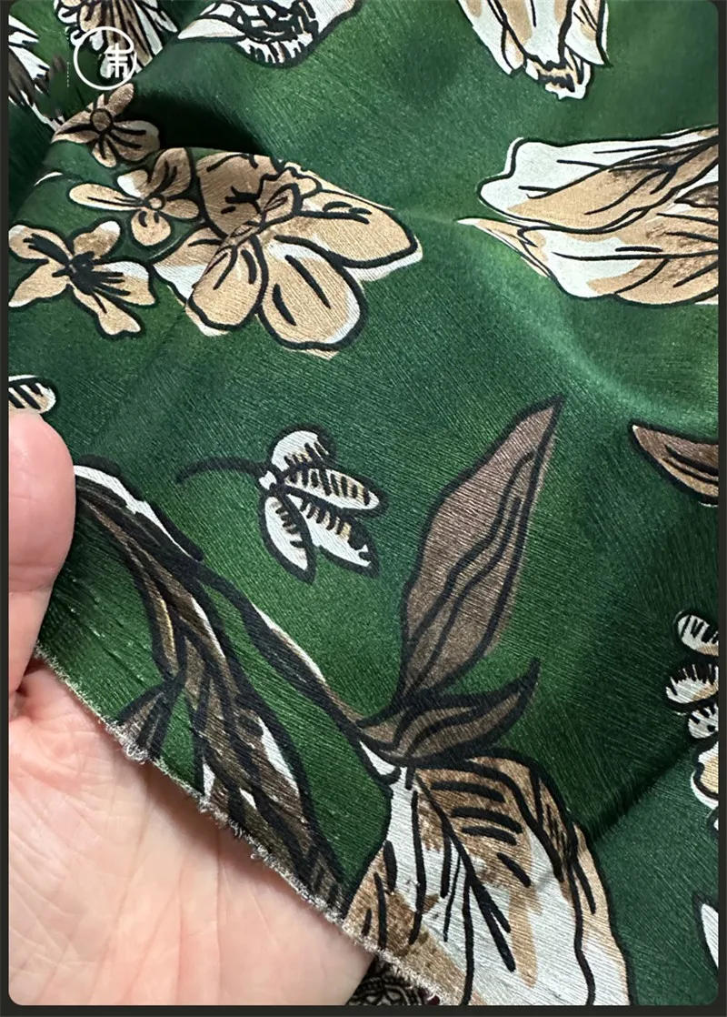 Description Picture 5 of itemHigh End Dark Green Plant Flower Printed Heavy Herringbone Pattern Silk Fabric High-end Handmade DIY Hanfu Dress Sewing Material