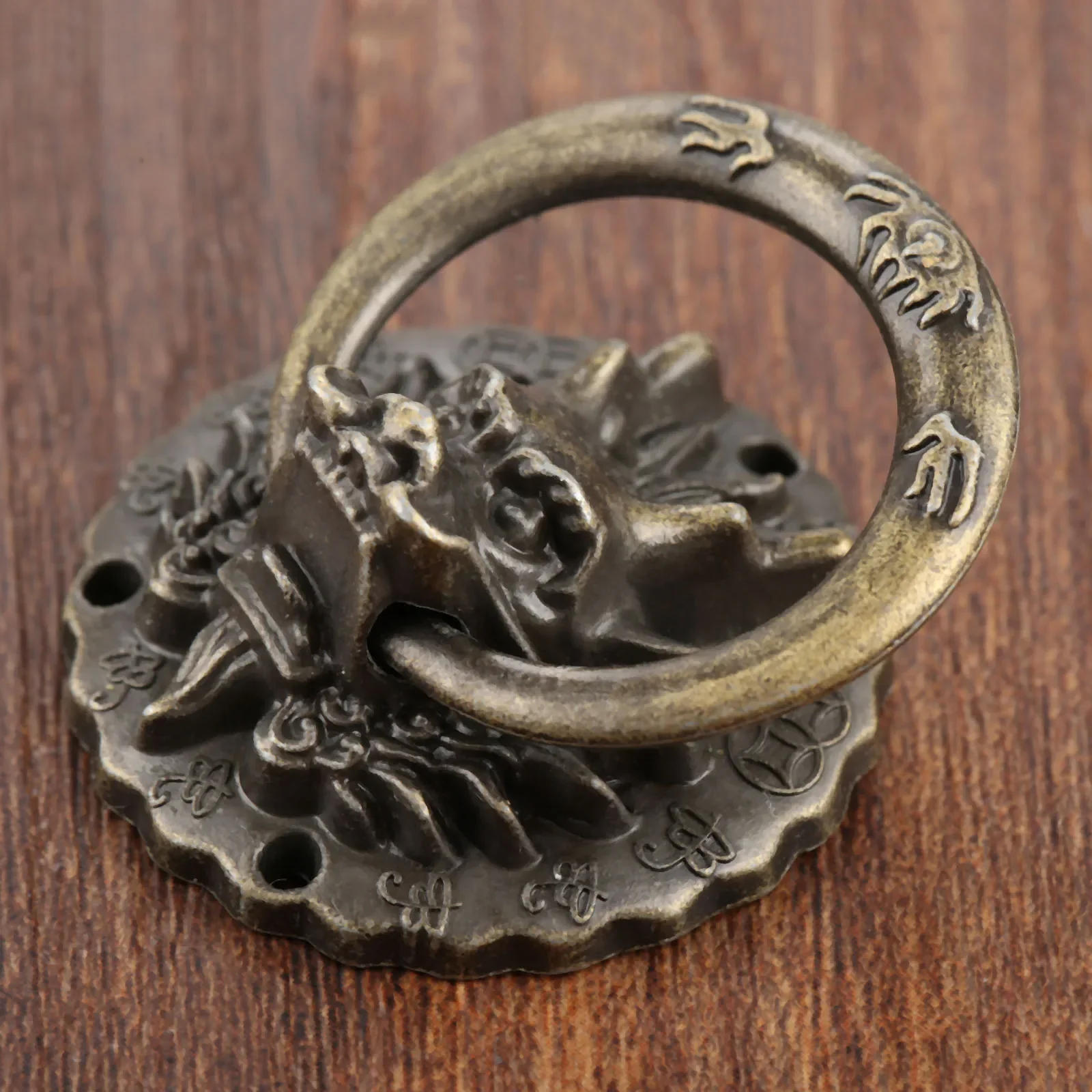 Description Picture 6 of item2pcs Antique Bronze Dragon Head Handles Old Chinese Style Vintage Pulls Ring for Dresser Drawer Cabinet Door 32*47mm