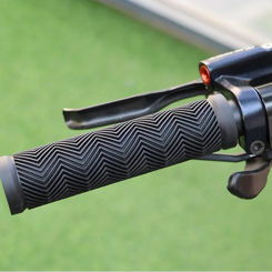 Bicycle PVC Handlebar Rubber Grips Wholesale MTB CTB Bike Handlebars Black Grips Protective Gear Bike Accessories for bicycles